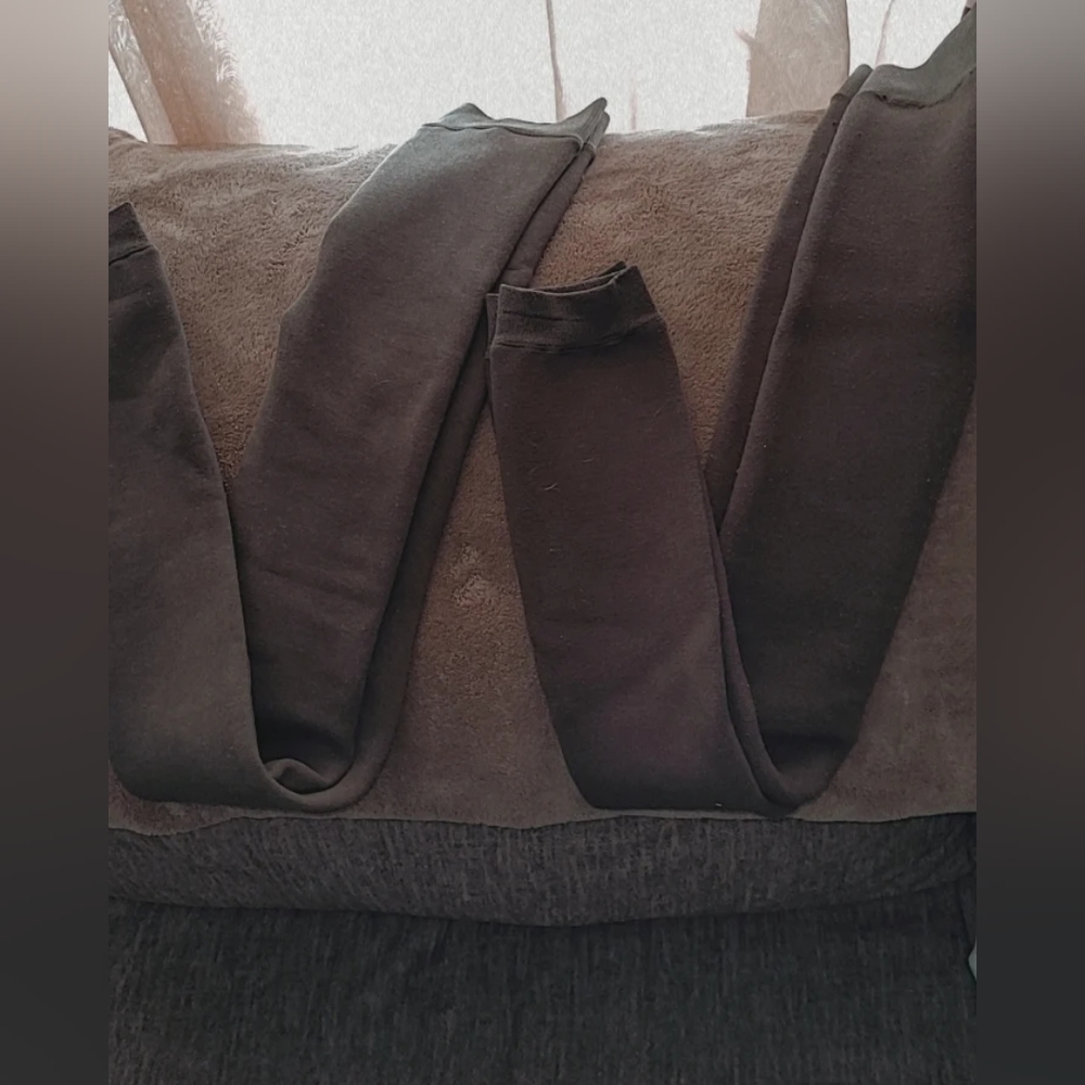 Green fleece lined leggings